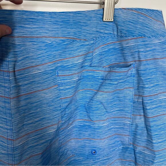 Rhone Tech Blue Striped Pattern Unlined Board Shorts Size 40 - Picture 6 of 8